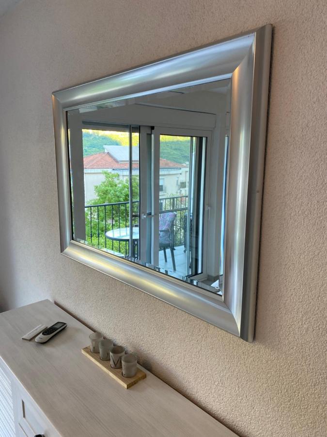 Bay View Apartments Cattaro Esterno foto